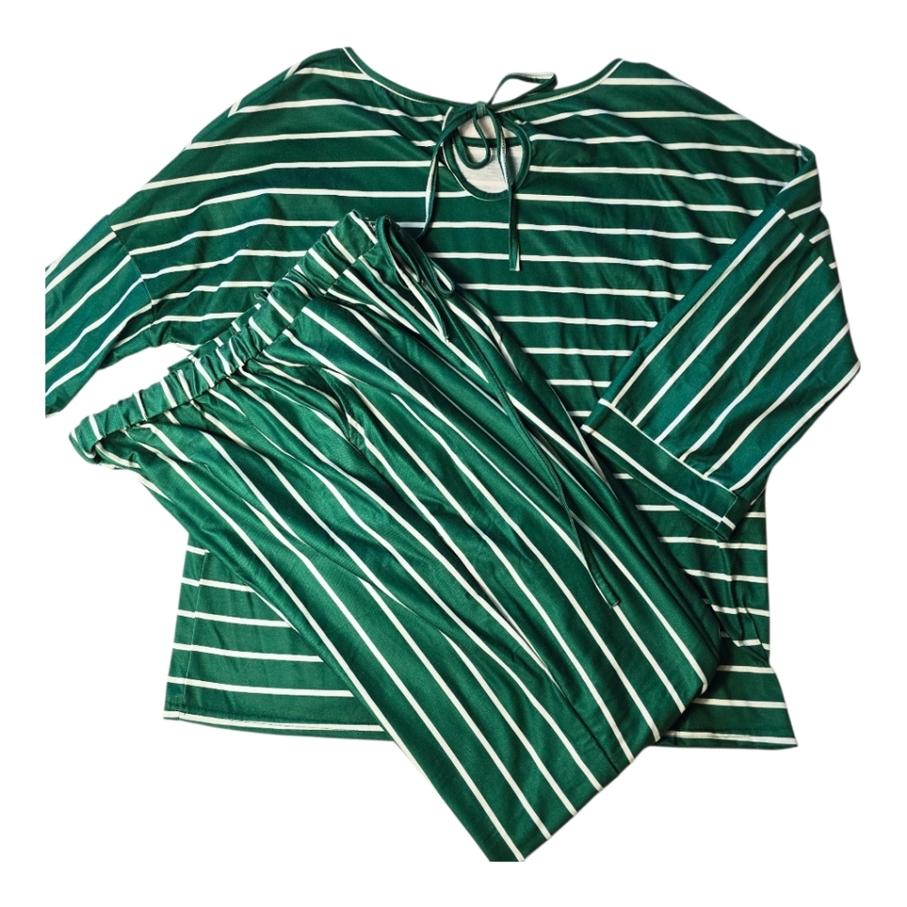 Green and White Striped Pajama Set, Plus Size, Never Worn